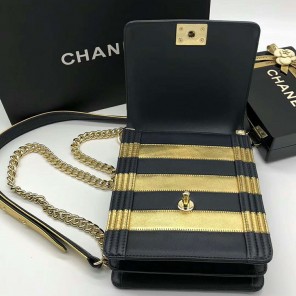 2019 Chanel BOY CHANEL HANDBAG