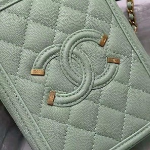 2019 Chanel vanity case