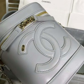 2019 Chanel vanity case