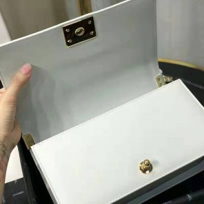 2019 Le Boy Chanel Flap Shoulder Bag