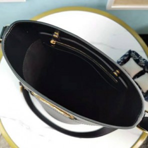 2020 Celine BUCKET MAILLON TRIOMPHE IN NATURAL CALFSKIN