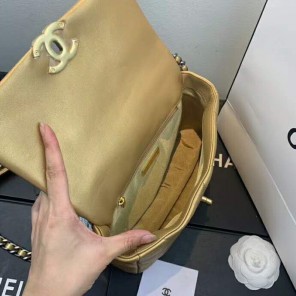 2020 Chanel 19 flap bag
