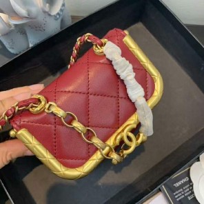 2020 Chanel small kiss lock bag