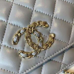 2020 Chanel wallet on chain
