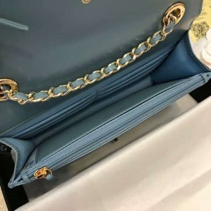 2020 Chanel wallet on chain