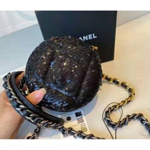 2021 Chanel 19 clutch with chain