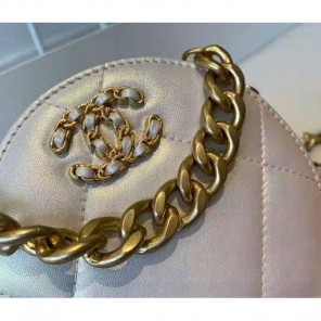 2021 Chanel 19 clutch with chain