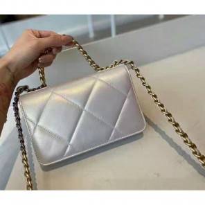 2021 Chanel 19 wallet on chain