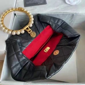 2021 Chanel CLUTCH