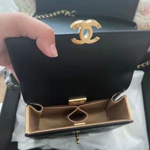 2021 Chanel MINI FLAP BAG WITH HANDLE