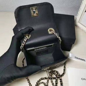 2021 Chanel mini flap bag