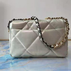 2021 chanel 19 flap bag