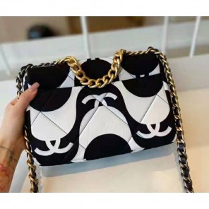 2021 chanel 19 flap bag