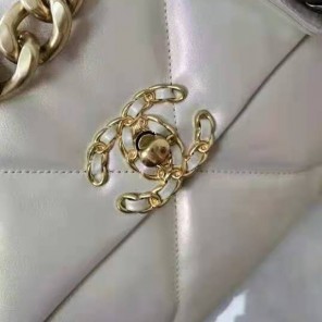 2021 chanel 19 flap bag