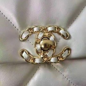 2021 chanel 19 flap bag