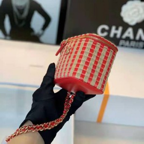 2021 chanel small vanity with chain