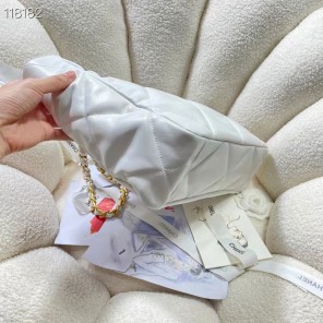 2022 CHANEL 19 SHOPPING BAG