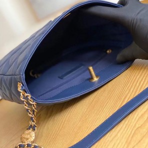 2022 Chanel 19 Shopping Bag