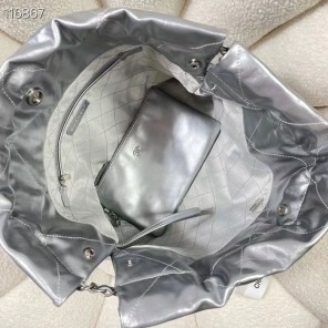 2022 Chanel 22 Handbag