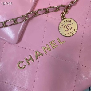 2022 Chanel 22 Small Handbag