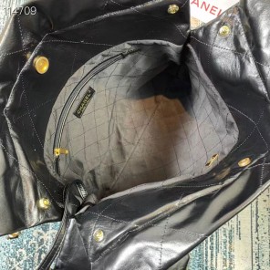 2022 Chanel 22 Small Handbag