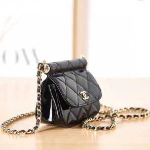 2022 Chanel CLUTCH WITH CHAIN