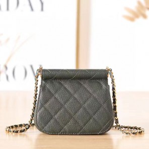 2022 Chanel CLUTCH WITH CHAIN