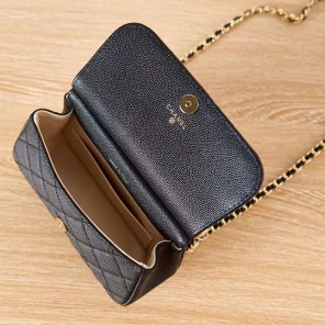 2022 Chanel CLUTCH WITH CHAIN