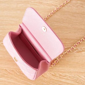 2022 Chanel CLUTCH WITH CHAIN