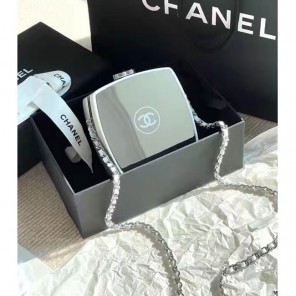 2022 Chanel Clutch With Chain