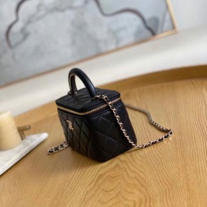 2022 Chanel Vanity With Chain