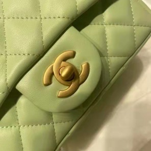 2022 Chanel mini flap bag