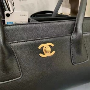 2022 Chanel shopping bag
