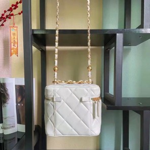 2022 Chanel vanity case