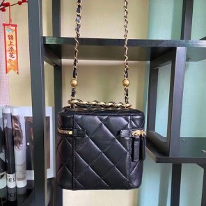 2022 Chanel vanity case