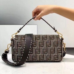 2022 Fendi Baguette