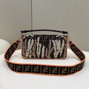 2022 Fendi Baguette