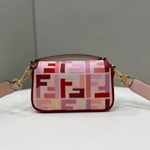 2022 Fendi Baguette