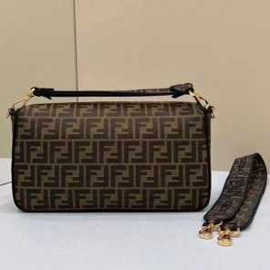 2022 Fendi Baguette