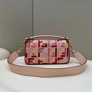 2022 Fendi Baguette