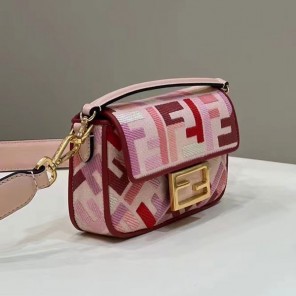 2022 Fendi Baguette