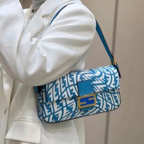 2022 Fendi Baguette