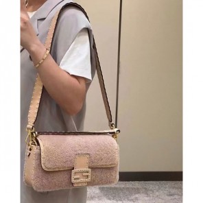 2022 Fendi Baguette