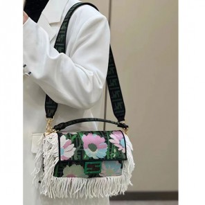 2022 Fendi Baguette