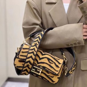 2022 Fendi Baguette