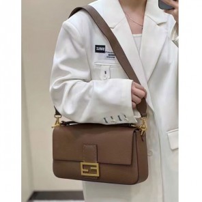 2022 Fendi Baguette Large
