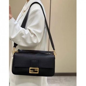 2022 Fendi Baguette Large