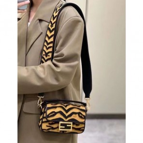 2022 Fendi Baguette Small