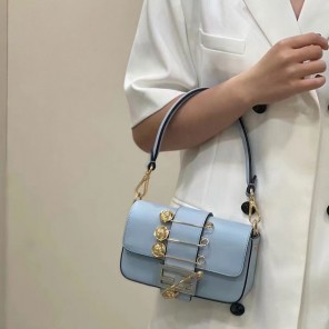 2022 Fendi Brooch mini baguette