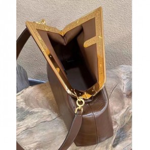 2022 Fendi First Medium